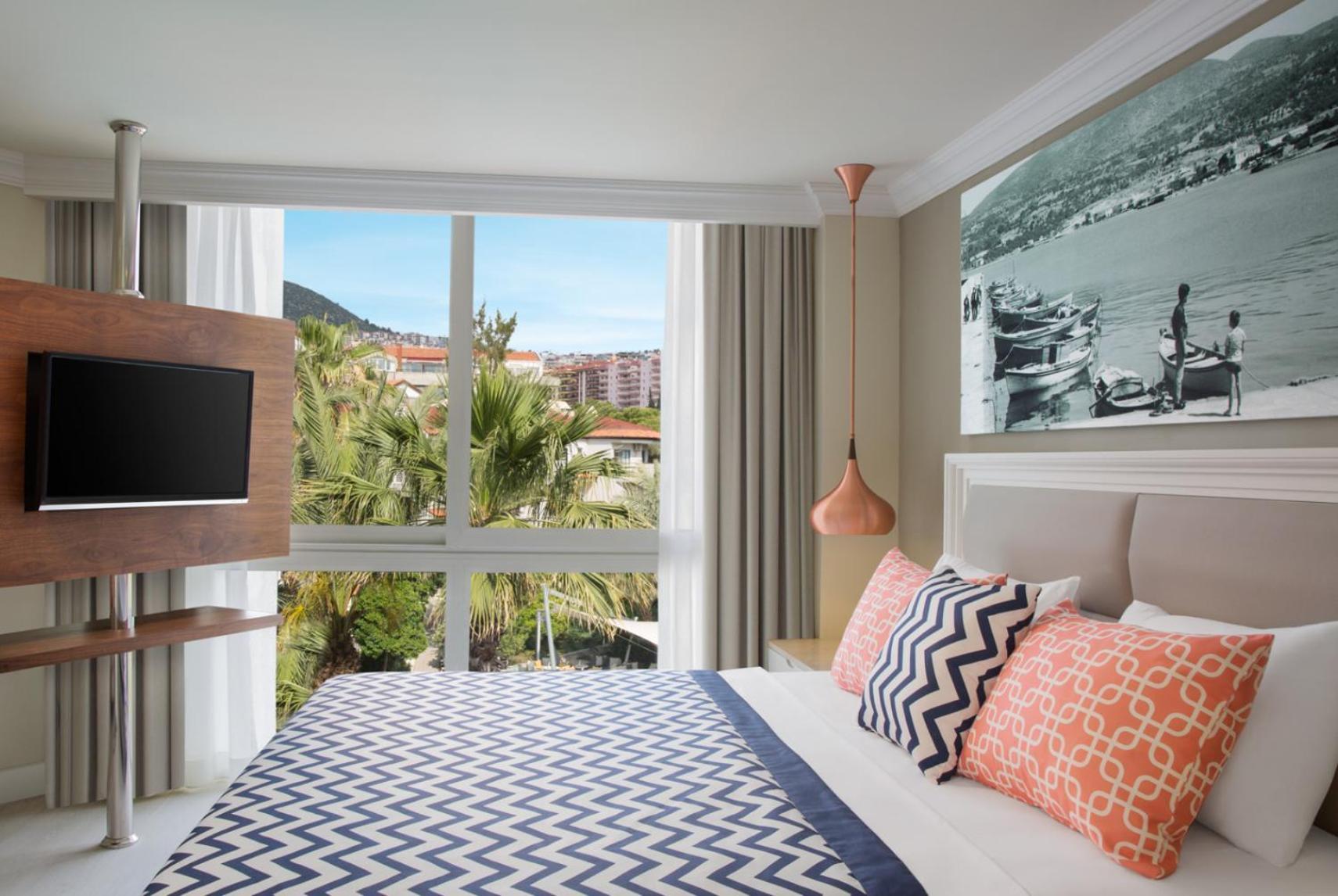 Paloma Marina Suites - Adult Only 쿠사다시 외부 사진