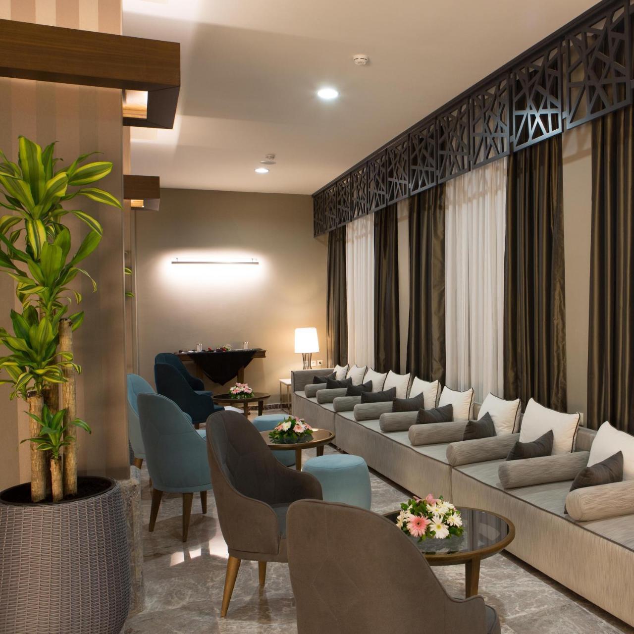 Paloma Marina Suites - Adult Only 쿠사다시 외부 사진