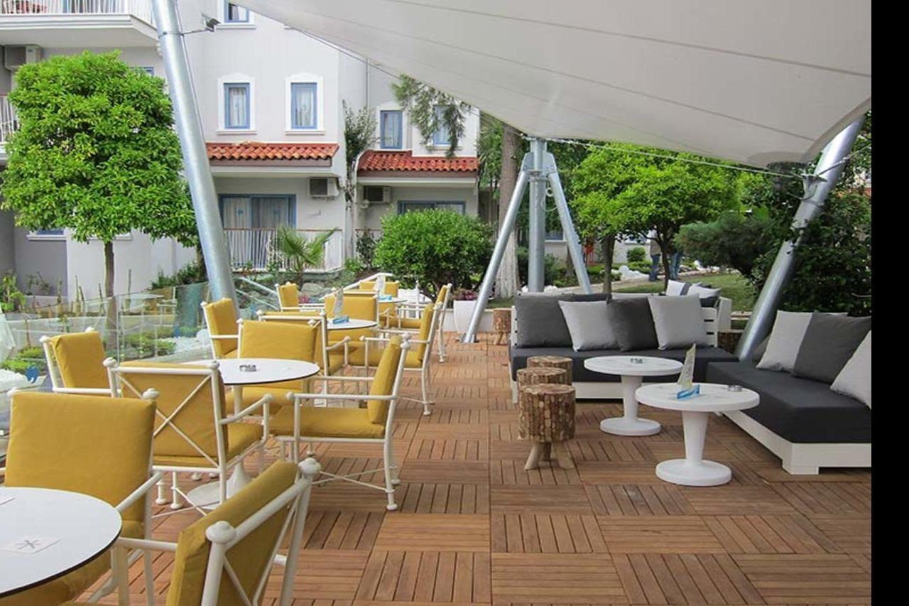 Paloma Marina Suites - Adult Only 쿠사다시 외부 사진